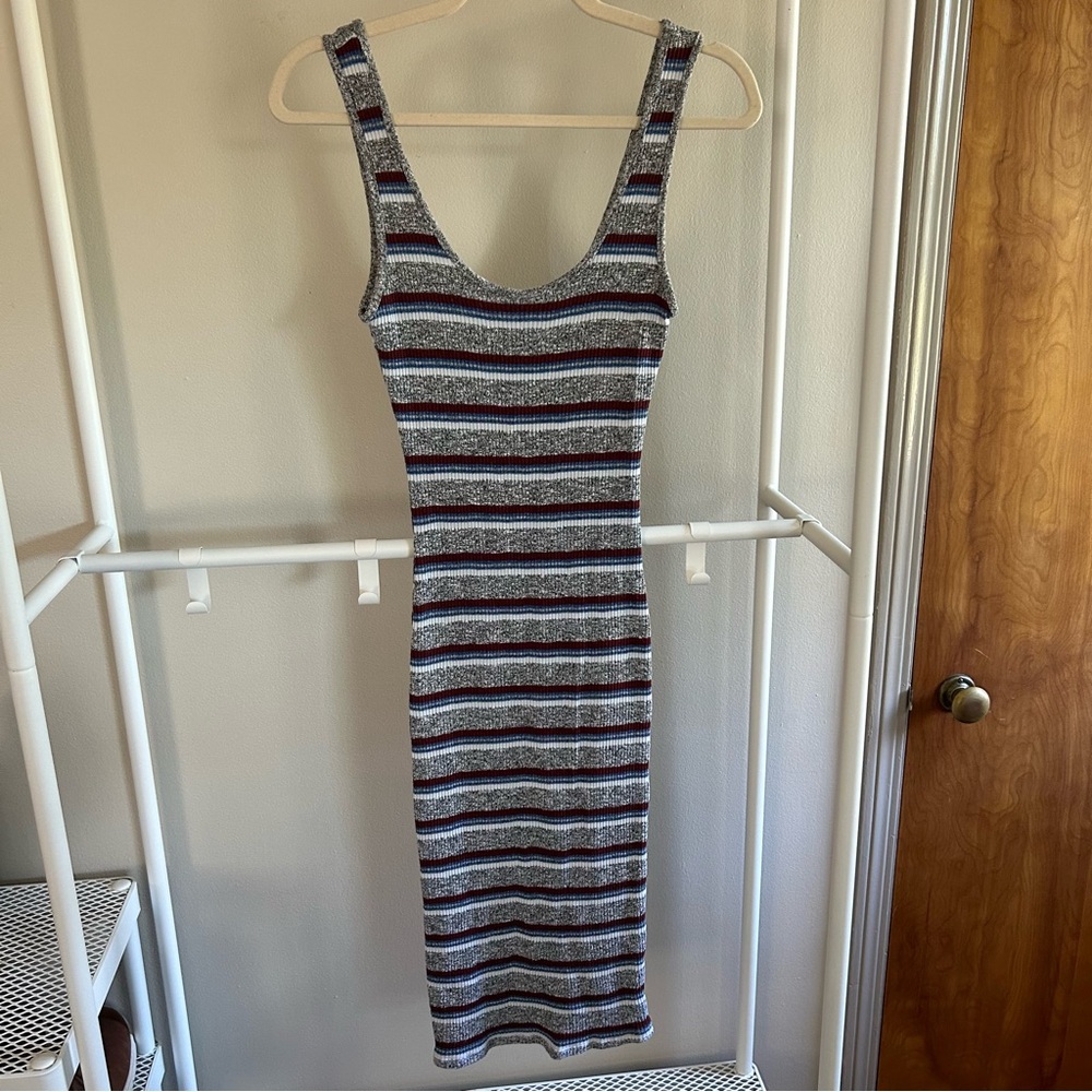 ⭐️ Love Culture striped bodycon midi dress
